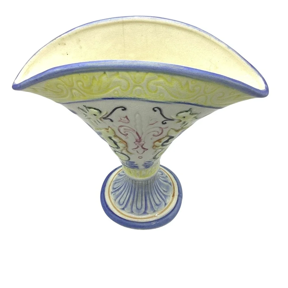 Vintage Maruhon Ware Japan Hand‎ Painted Fan Vase Art Deco Fruit Bow Relief